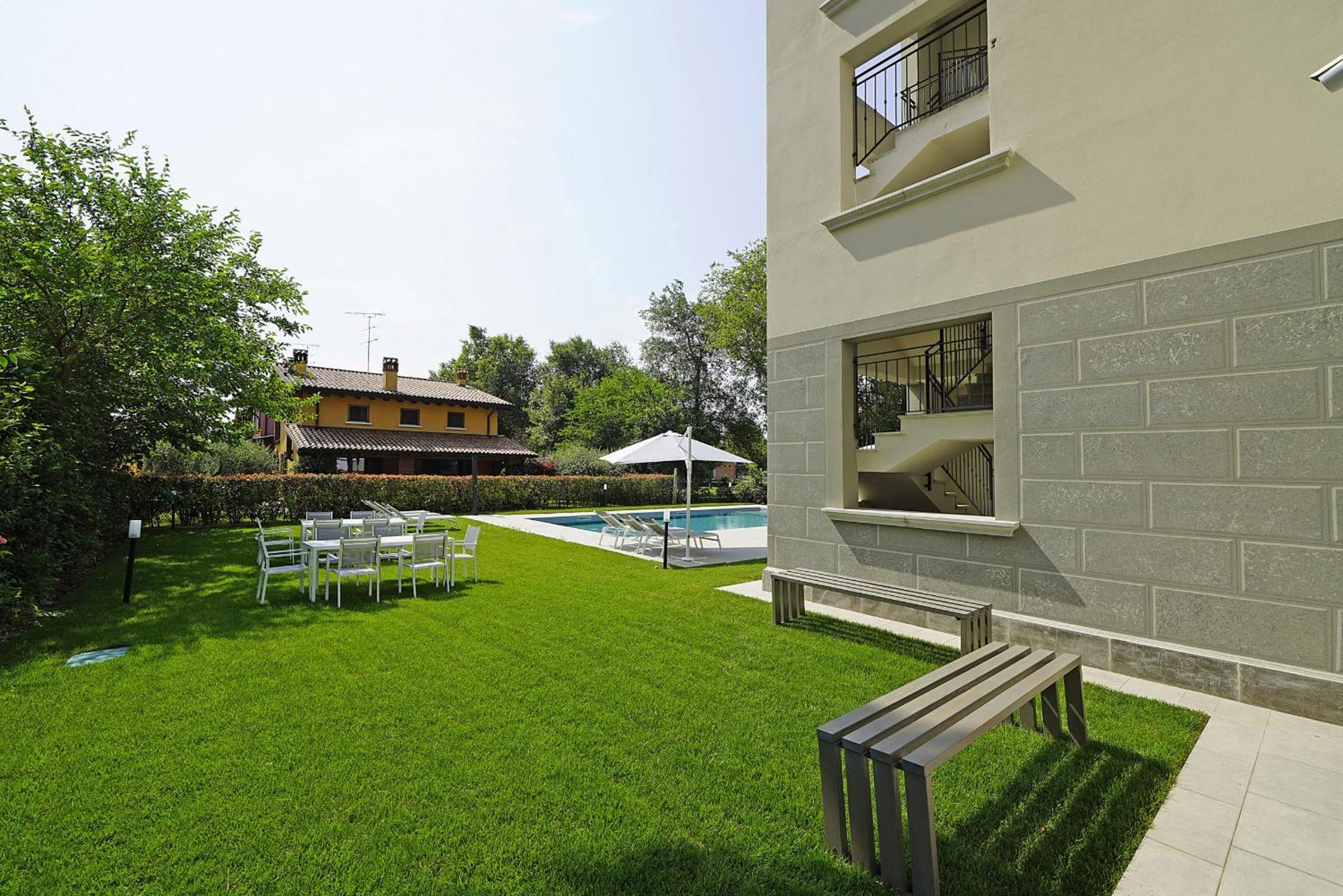 Villa Caterina Apartments By Wonderful Italy Дезенцано-дель-Гарда Екстер'єр фото